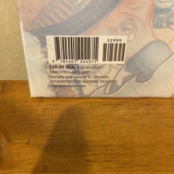 Fables: the Deluxe Edition Book One by Bill Willingham (2009, Hardcover, Deluxe) - Picture 5 of 10